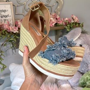 Steve Madden Tan and Blue Espadrille Wedges